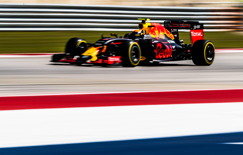 Illustration for article titled Here Is Your Austin F1 Saturday Practice And Qualifying Über Gallery